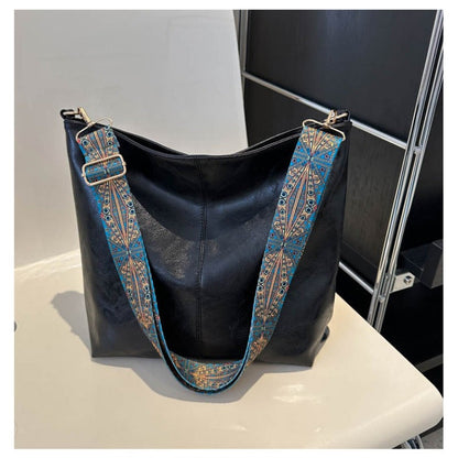 Boho Chic Large Capacity Women's Shoulder Bag. Vintage Wide Strap Crossbody Tote. Casual Commuter Bag