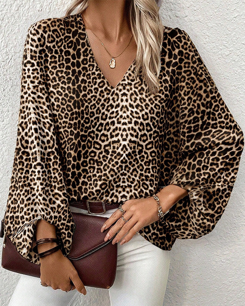 Penelope™ - Stylish Leopard Print V-neck Top