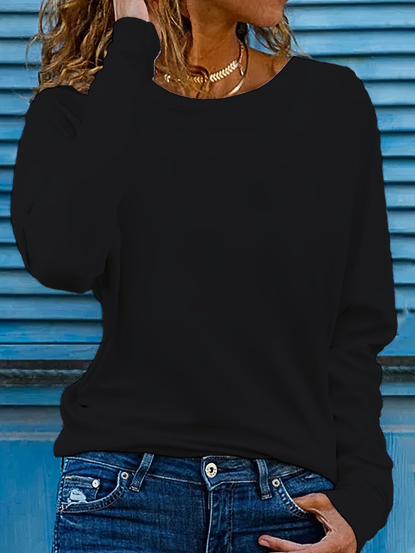 Solid Color T-shirt, Long Sleeve Crew Neck, Casual Top for Fall & Spring.